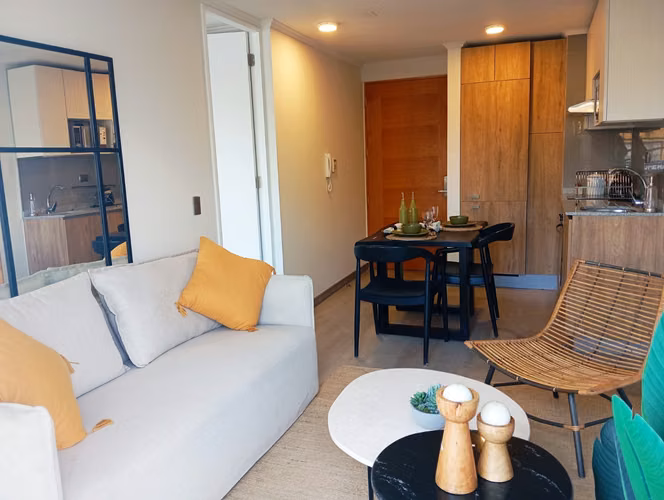 ARRIENDO 1 DORMITORIO EN LÍA AGUIRRE  INCLUYE REFRIGERADOR