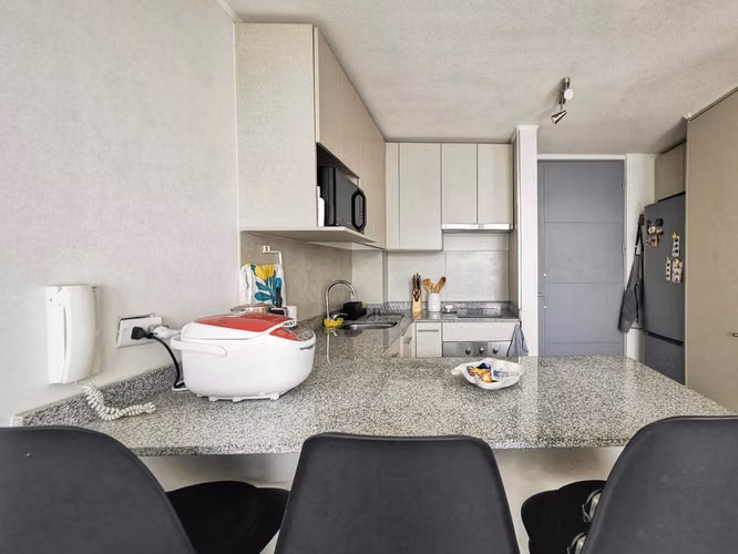 ARRIENDO CALLE TRANQUILA SAN MIGUEL 1 DORM - Imagen 7