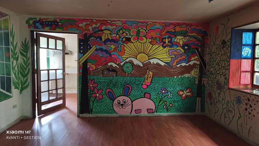 CASONA EN VENTA DE 2 PISOS EN SEMINARIO