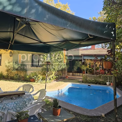 ACOGEDORA  CASA DE 1 PISO EN MIRAFLORES EXCELENTE UBICACIÓN - Imagen 11