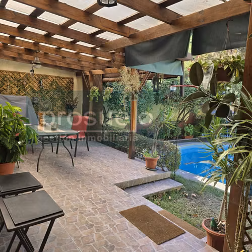ACOGEDORA  CASA DE 1 PISO EN MIRAFLORES EXCELENTE UBICACIÓN - Imagen 10