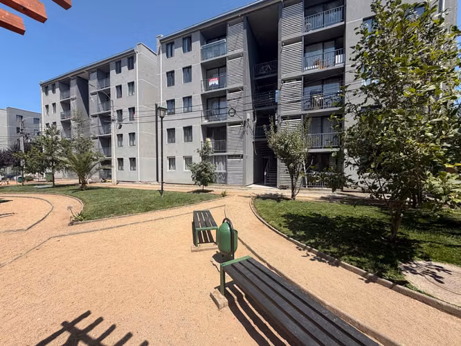VENTA DEPARTAMENTO 3D1B CON ESTACIONAMIENTO ARBOLEDA