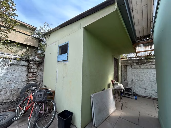 SOBERBIA CASA EN CALLE URUGUAY, AMPLIA Y CON POTENCIAL - Imagen 14