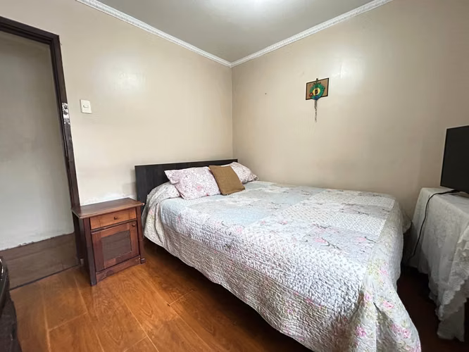 SOBERBIA CASA EN CALLE URUGUAY, AMPLIA Y CON POTENCIAL - Imagen 23