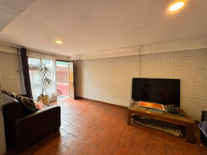 CASA FAMILIAR EN COLINA 3D2B  ESPACIOS AMPLIOS PATIO IDEAL - Imagen 14