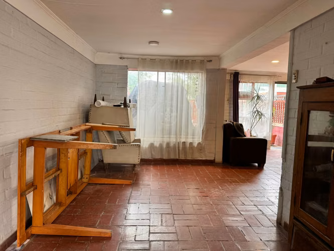 CASA FAMILIAR EN COLINA 3D2B  ESPACIOS AMPLIOS PATIO IDEAL - Imagen 11