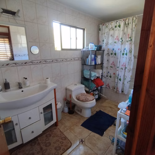 PARCELA CON CASA FAMILIAR EN EL VALLE