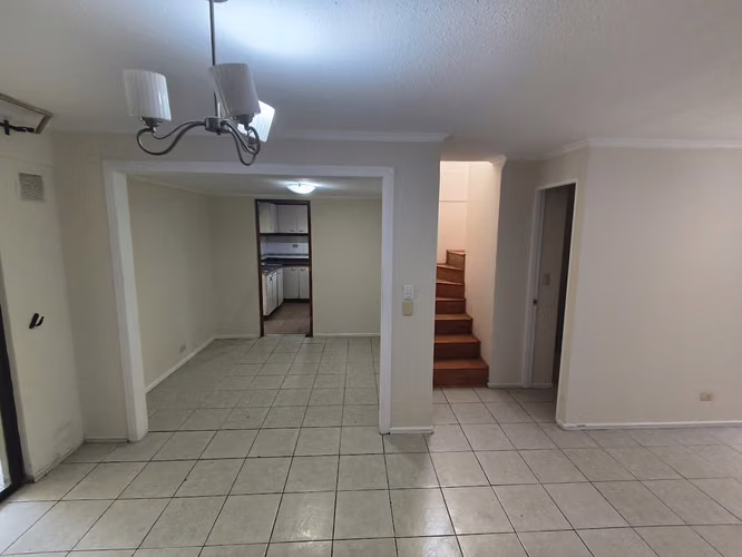 CASA 4D 3B MALL PLAZA OESTE - CONDOMINIO - OPORTUNIDAD