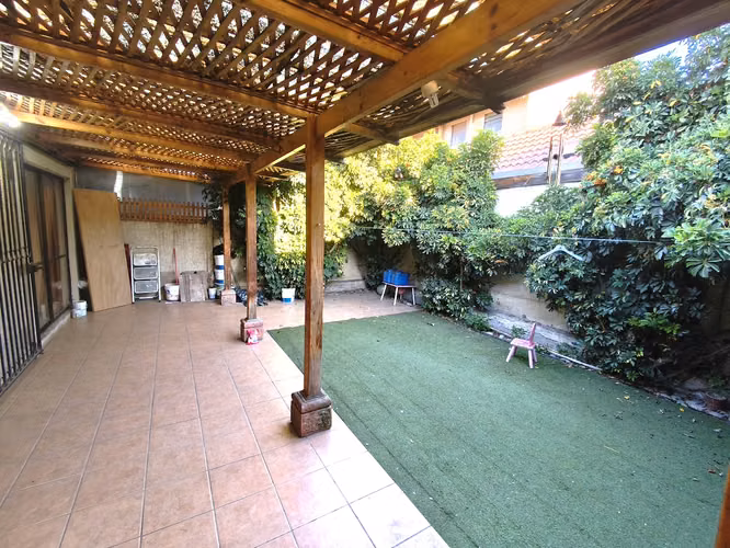 CASA 4D 3B MALL PLAZA OESTE - CONDOMINIO - OPORTUNIDAD