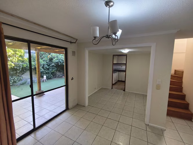 CASA 4D 3B MALL PLAZA OESTE - CONDOMINIO - OPORTUNIDAD