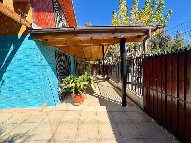 CASA FAMILIAR CON ESPACIOS PARA DISFRUTAR 3D 2B, SAN ESTEBAN