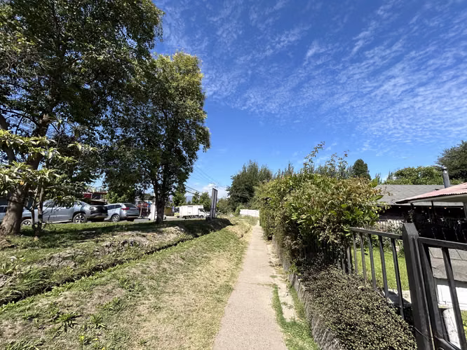 VENTA HERMOSA CASA CON AMPLIO TERRENO EN PAINE
