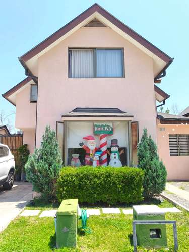 VENTA DE CASA EN PORTONES DE CHICUREO 3D 3B