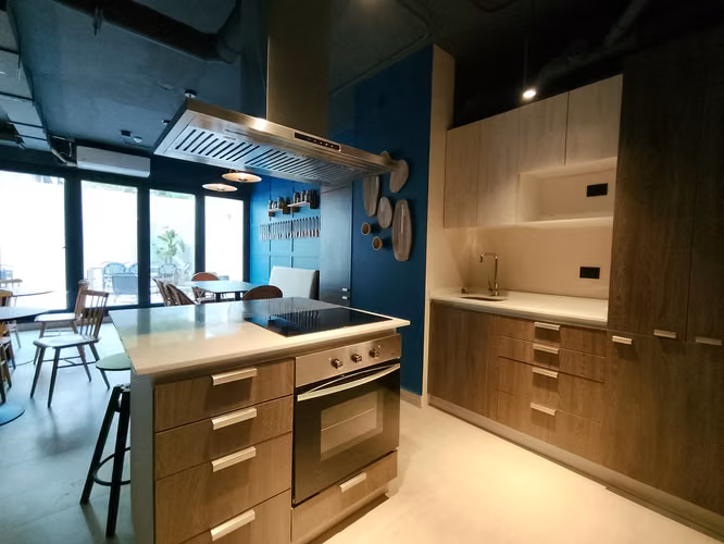 HOME STUDIO CON 2 ESTACIONAMIENTOS Y REFRIGERADOR