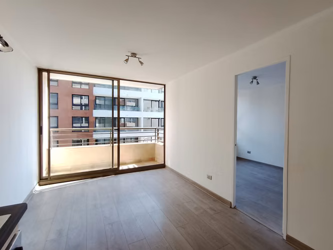 CÓMODO DEPARTAMENTO EN AV EL PARRÓN 103  LA CISTERNA
