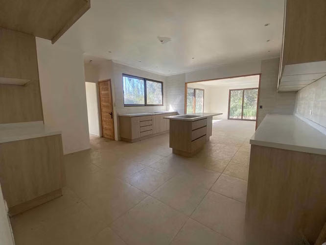 ARRIENDO CASA EN CONDOMINIO 7HAB 4BA ISLA DE MAIPO