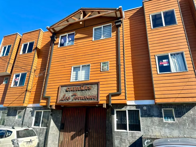 CABAÑA DE DOS PISOS EN LOS TORREONES VALDIVIA