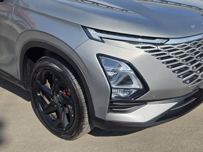 Omoda C5 1.5 T Luxury At 2026