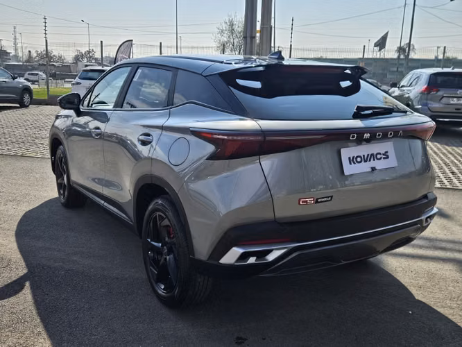 Omoda C5 1.5 T Luxury At 2026