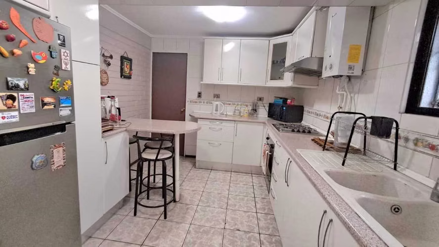 Moderna Casa Familiar con Excelente Conectivi (179545) - Imagen 12
