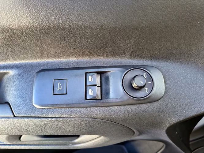 PEUGEOT PARTNER 2024 - Imagen 8