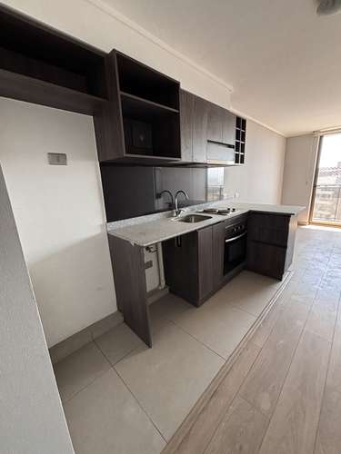 Venta departamento metro Carlos Valdovinos 1D+1B+E+B OPORTUNIDAD