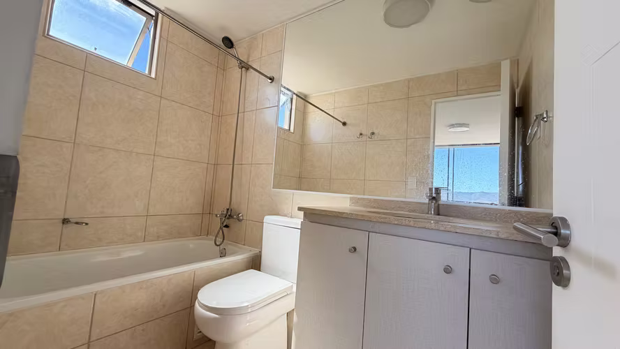 Venta Departamento 3D/2B con Estacionamiento  Alto Manquehue, Quilpue  Vista Despejada