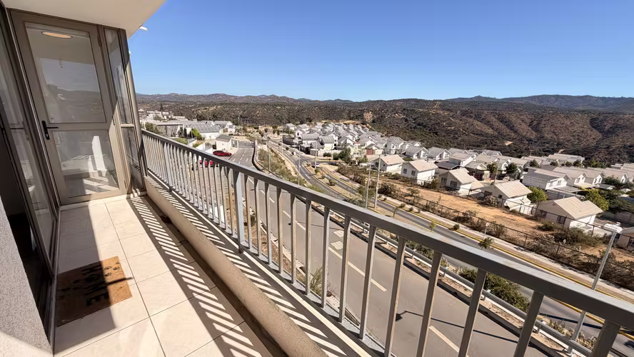 Venta Departamento 3D/2B con Estacionamiento  Alto Manquehue, Quilpue  Vista Despejada