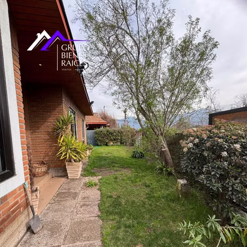 Amplia Casa 4D 2B Piscina en Condominio (179557)