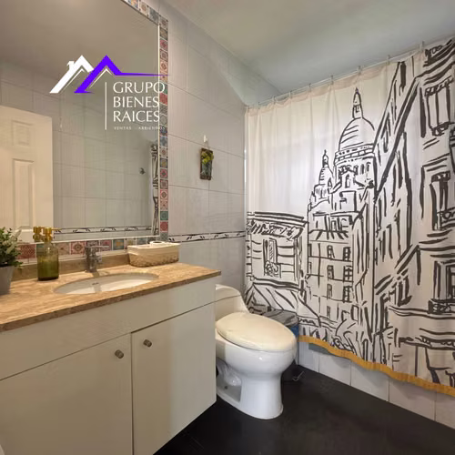 Amplia Casa 4D 2B Piscina en Condominio (179557)