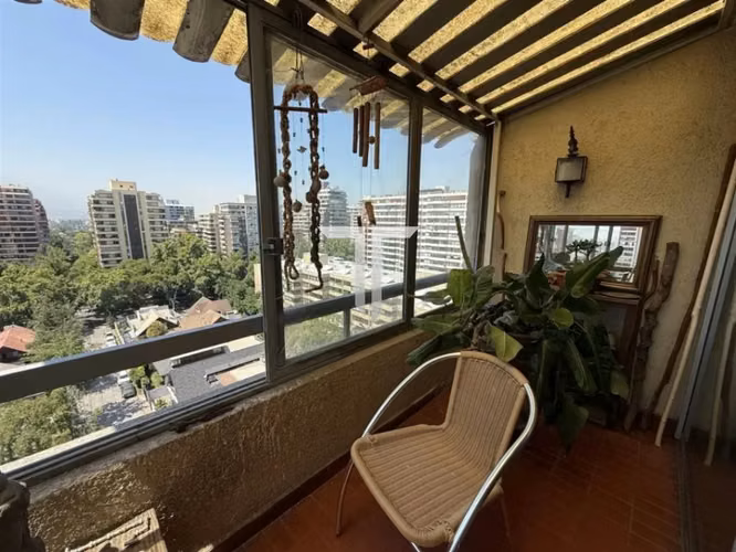 Departamento en venta c/ estacionamiento en Colón Oriente - Vital Apoquindo