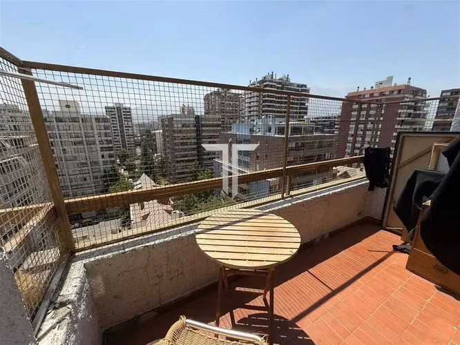 Departamento en venta c/ estacionamiento en Colón Oriente - Vital Apoquindo
