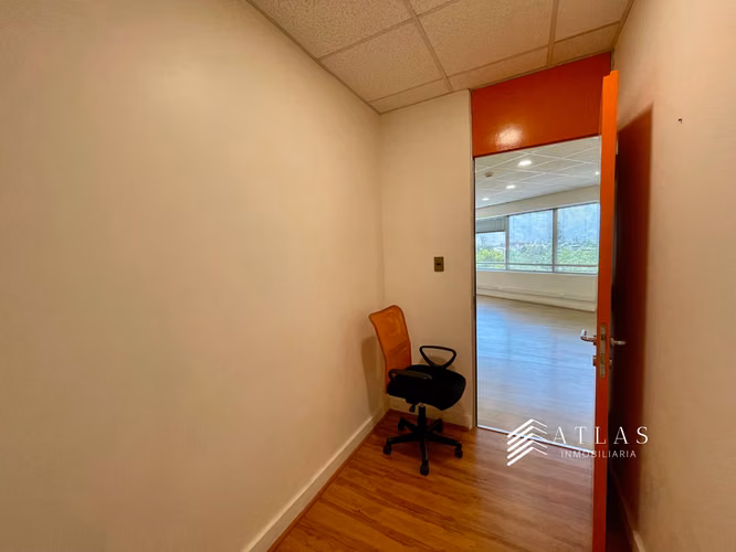 EXCLUSIVA OFICINA EN ARRIENDO DE 148M2 - HOTEL MARRIOT - Imagen 12