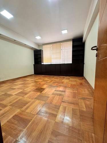 Excelente Oficina de 68 m² en Huérfanos – Santiago Centro