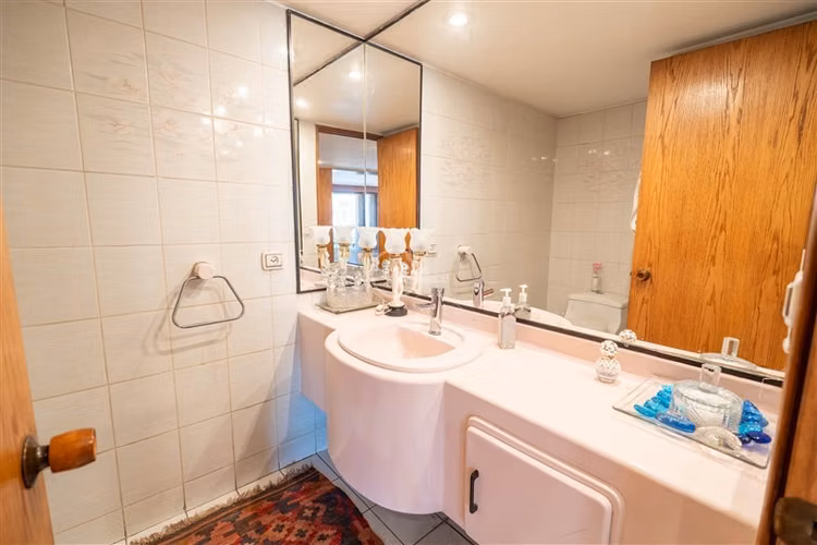 Departamento en venta de 4 dorm. en Las Condes