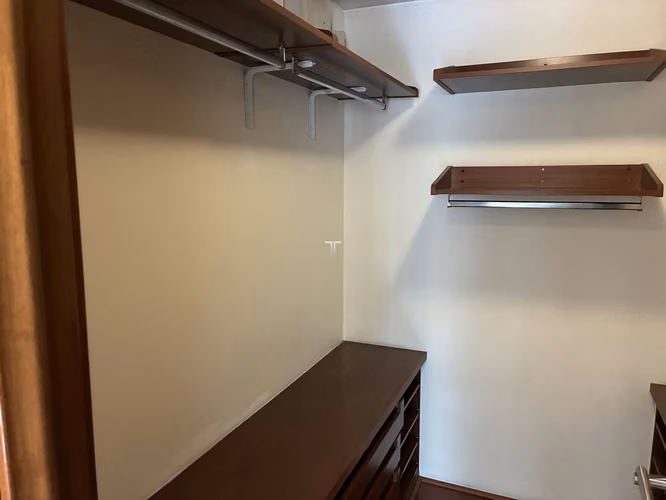 Departamento en arriendo c/ estacionamiento en Barrio El Golf
