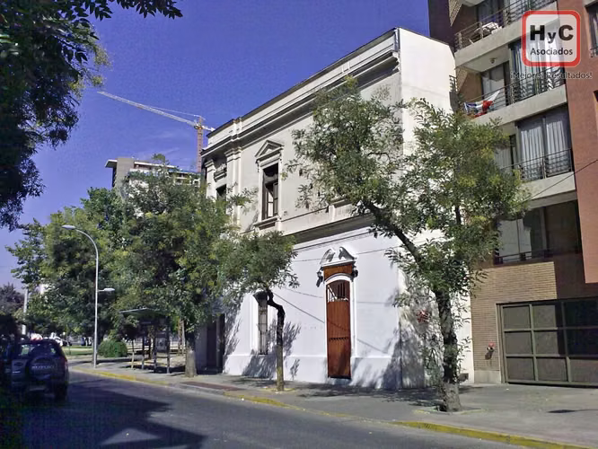 Venta Casona 417 m² en Barrio Universitario a pasos de Metro Toesca