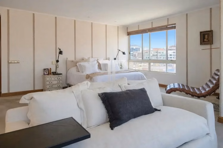 Departamento en venta 3 dormitorios en Suite, 3 Estacionamientos