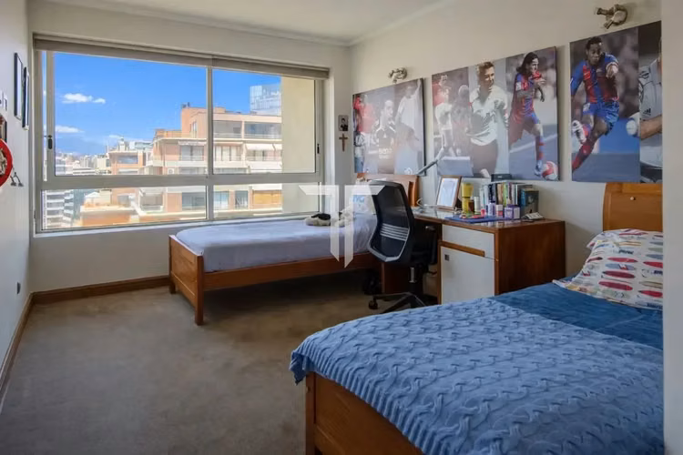 Departamento en venta 3 dormitorios en Suite, 3 Estacionamientos