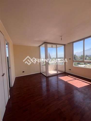Departamento en venta de 3 dorm 2 bañ 2 estac. en La Florida