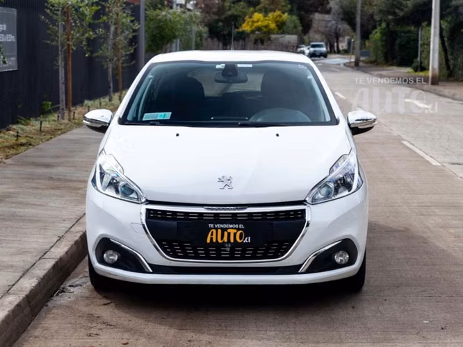 Peugeot 208 Blue Hdi 1.5 2019