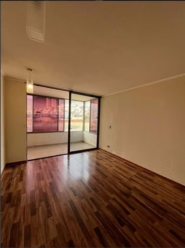 Se vende hermoso departamento Jardines de Huayquique