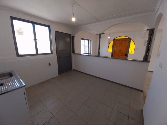 Casa en venta en Quilpué recién remodelada y con terreno