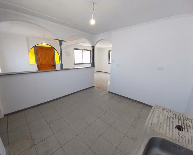 Casa en venta en Quilpué recién remodelada y con terreno