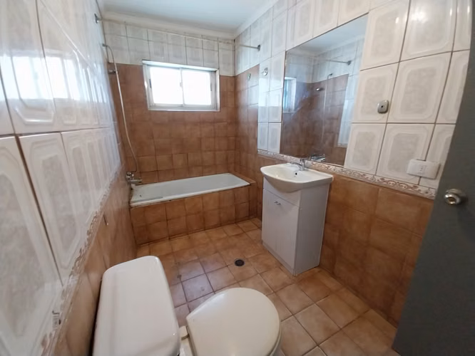 Casa en venta en Quilpué recién remodelada y con terreno