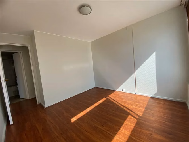 Depto en venta de 2 dorm. en Las Condes 5750UF Acepto oferta - Imagen 4