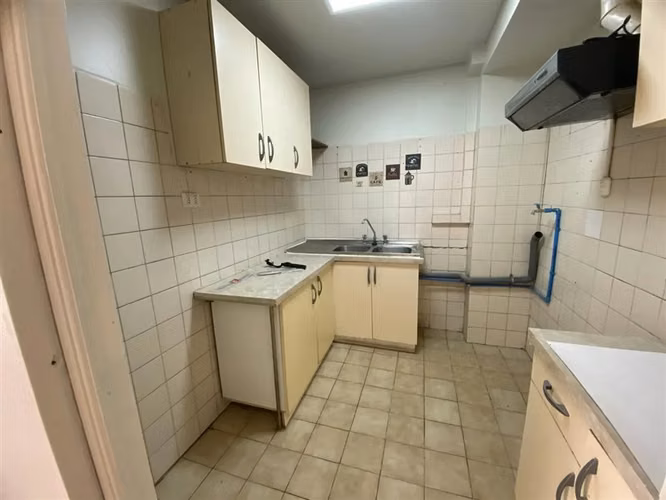 Departamento en venta de 2 dorm. en Las Condes 5900uf