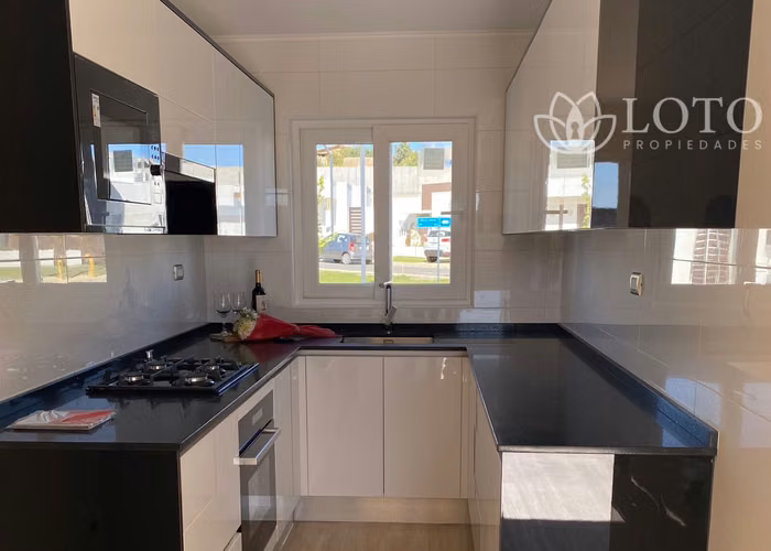 Casa privilegiada en exclusivo condominio Villa alemana