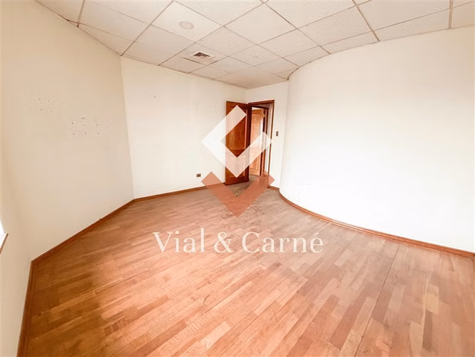 Oficina en arriendo en Santiago / Miraflores