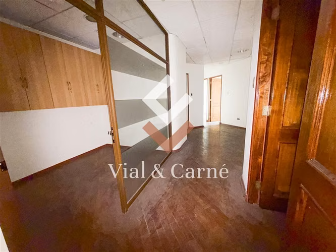 Oficina en arriendo en Santiago / Miraflores